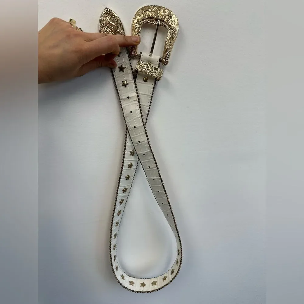 Vintage White Leather Croc Embossed Star Studded Western Belt Size M